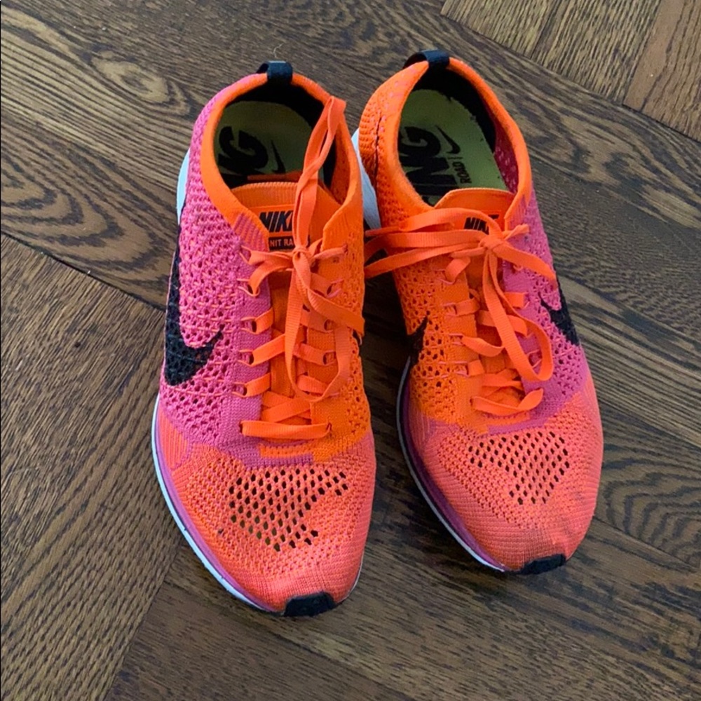 Flyknit racers